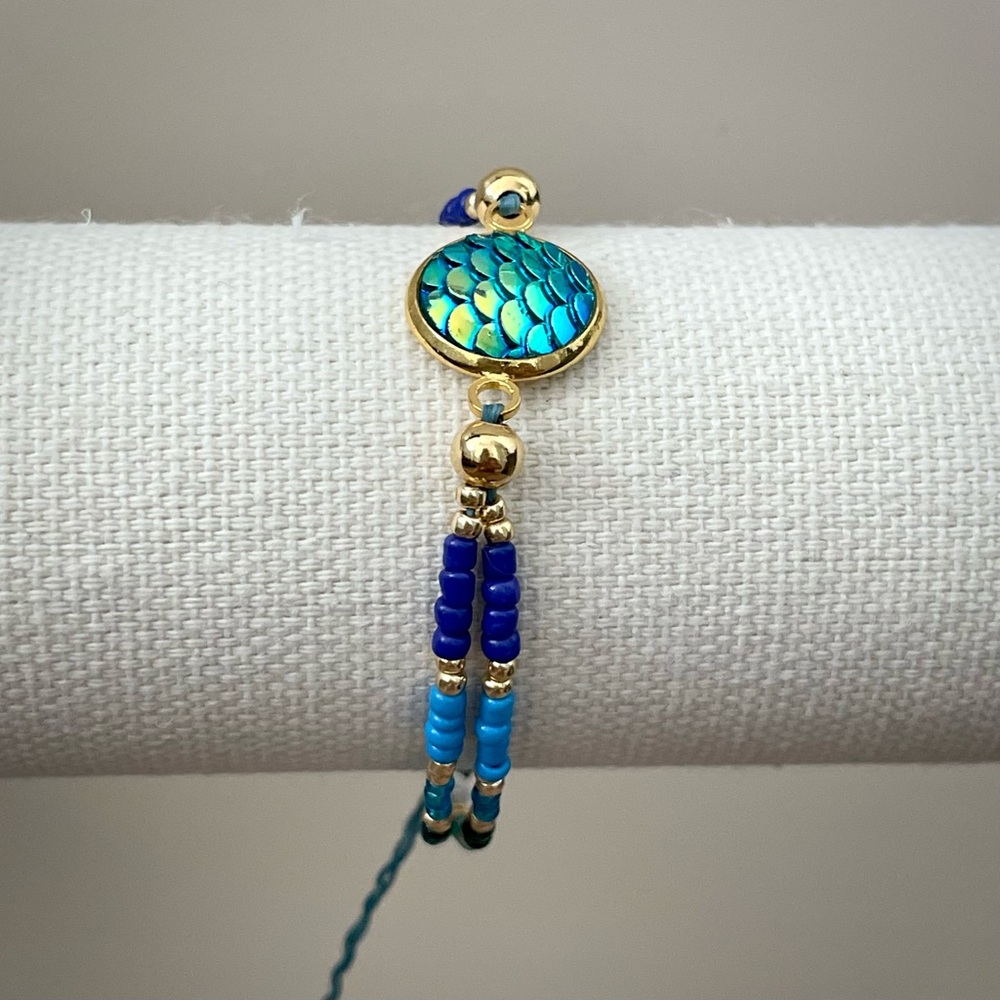 Mermaid Tail Bracelet: Seed Bead Macrame Anklet, Adjustable Cord - Picture 5 of 6